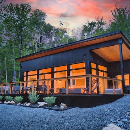 Kallm-Mont-Tremblant Chalet With Hot Tub, Pond & Beach On Private 7Acre Estate Лак-Сюперьёр Экстерьер фото