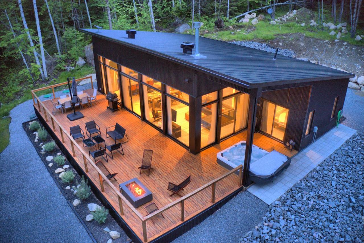 Kallm-Mont-Tremblant Chalet With Hot Tub, Pond & Beach On Private 7Acre Estate Лак-Сюперьёр Экстерьер фото